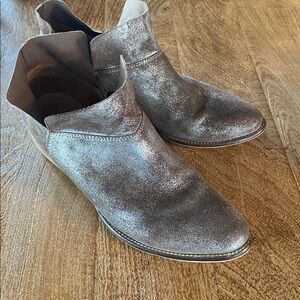 Anthropologie Seychelles Snare Metallic Pewter Ankle Booties